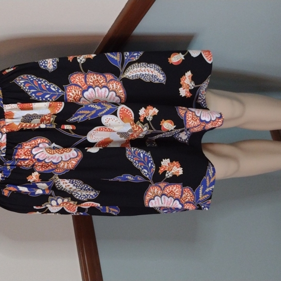 Lauren Conrad Dress - Picture 3 of 7